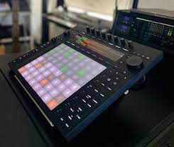 *SHIPPING TO ISRAEL* ABLETON PUSH 3 STANDALONE VER